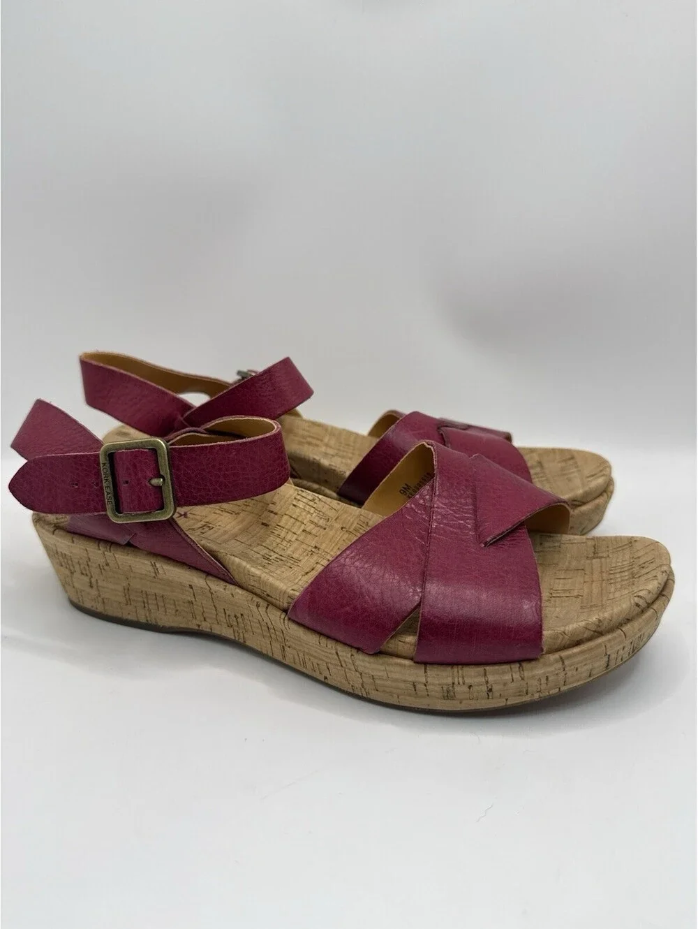 Korks Kork Ease Della Women Size 9M Pink Leather Cork Wedge Sandal Shoe Q20212